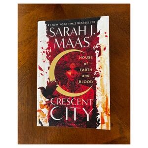 Crescent City House of Earth and Blood by Sarah J Maas. Paperback